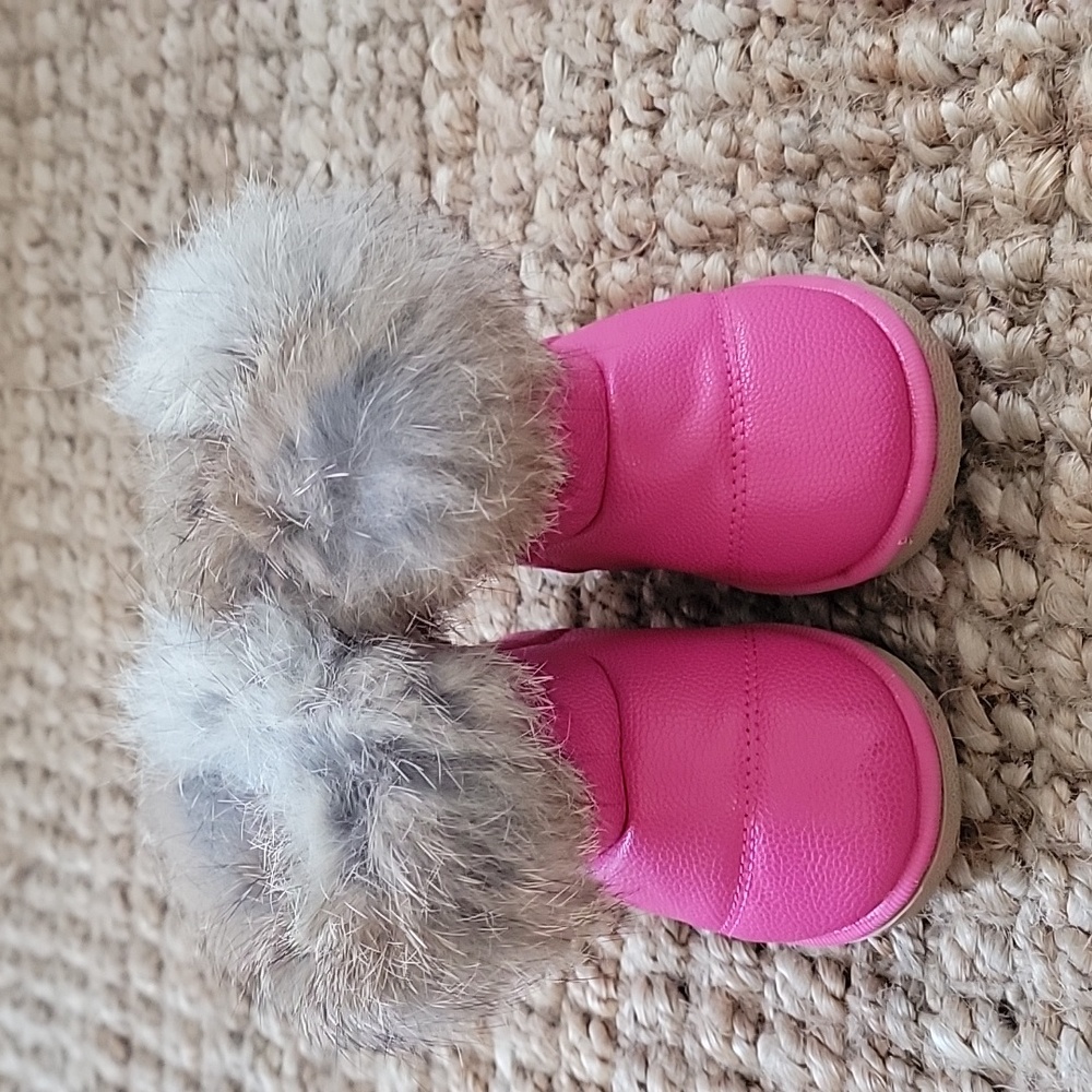 Girls boots size 22